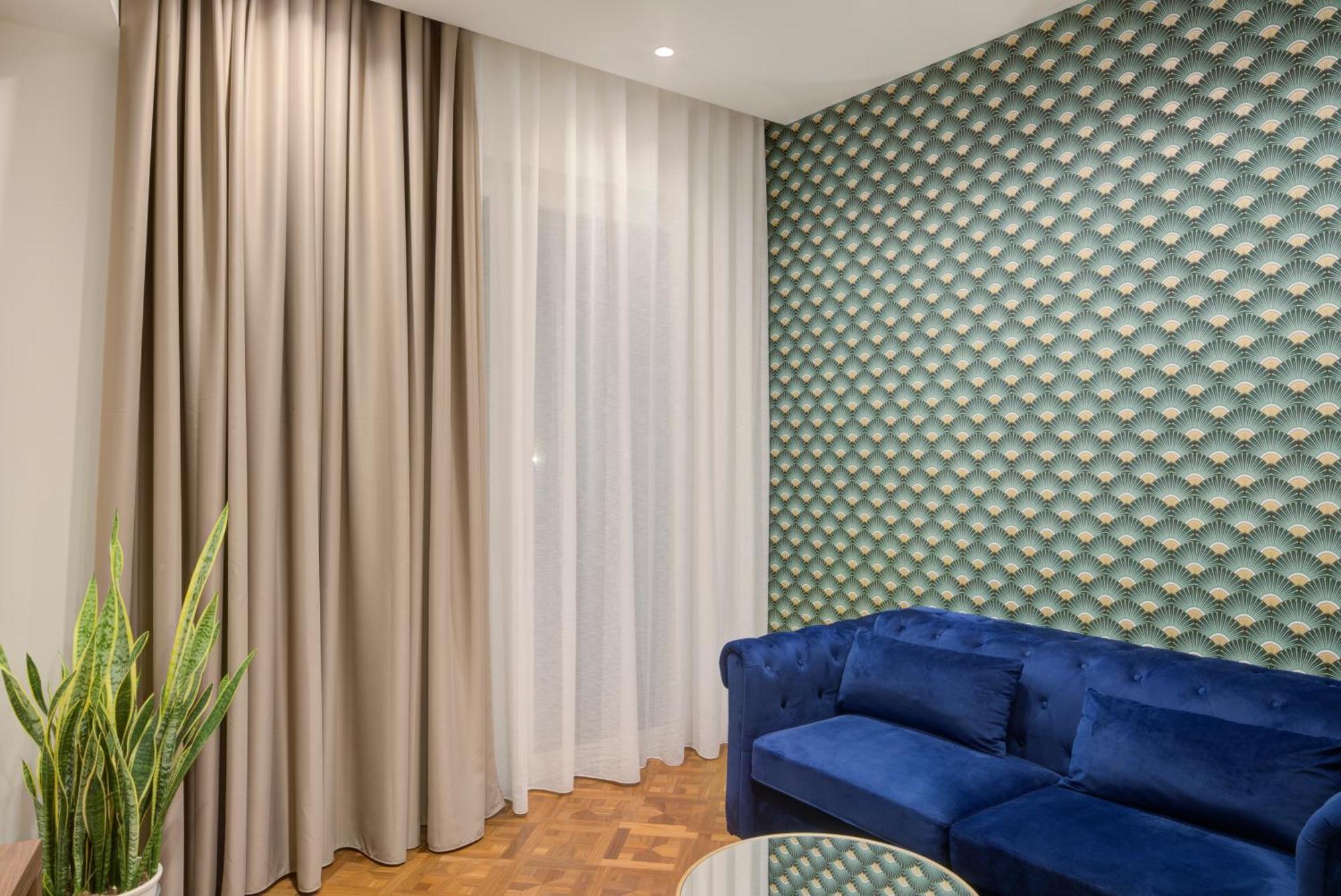 Well Suites - Piazza Dei Martiri Naples Luaran gambar