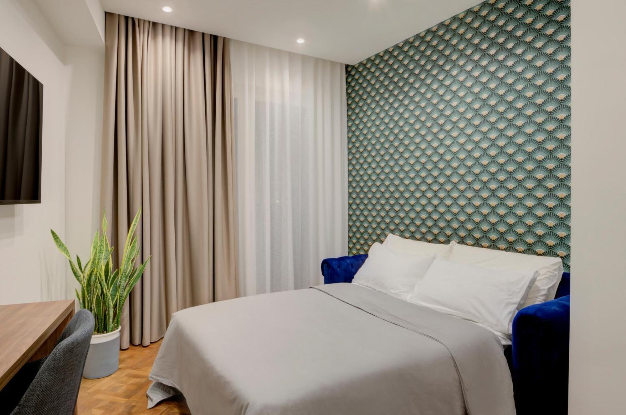 Well Suites - Piazza Dei Martiri Naples Luaran gambar