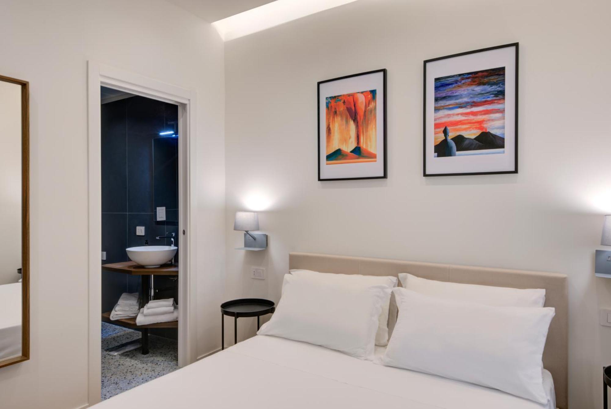 Well Suites - Piazza Dei Martiri Naples Luaran gambar